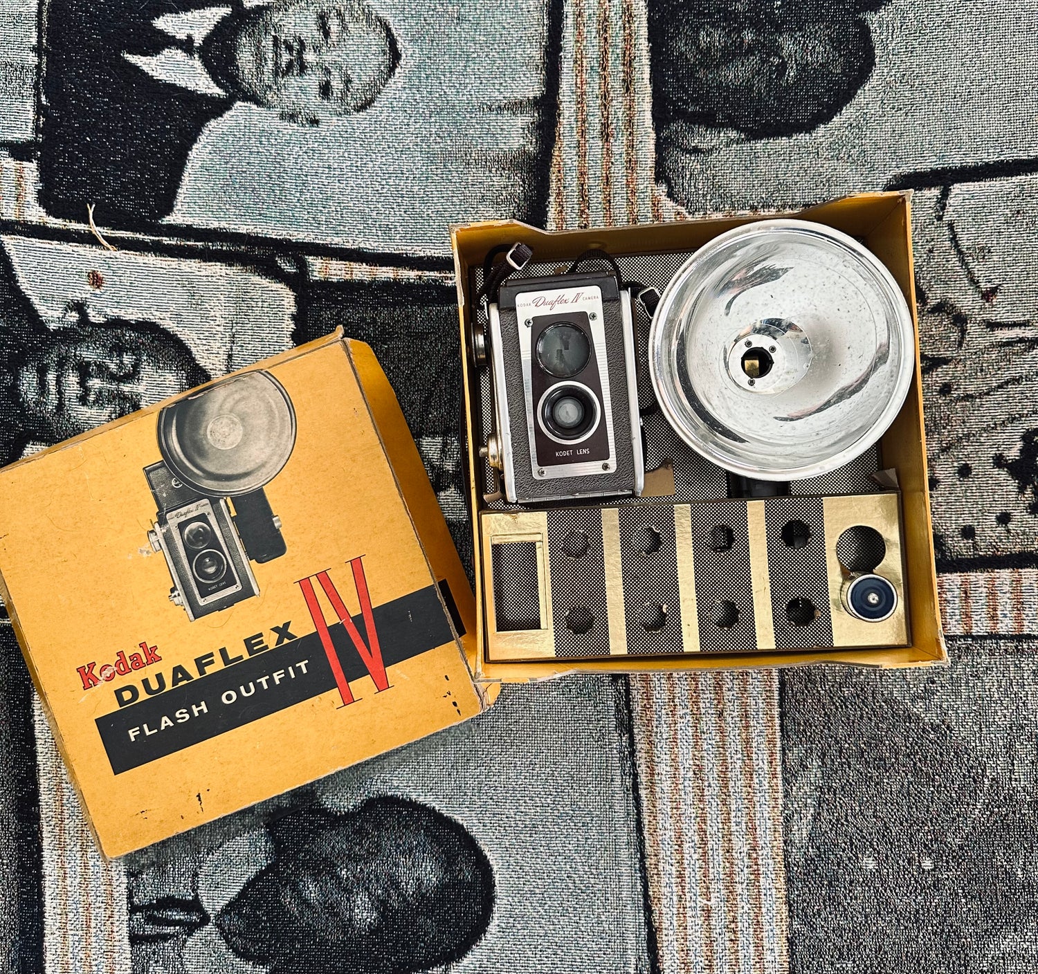 Vintage 1960’s Kodak Duaflex IV Camera (Untested)