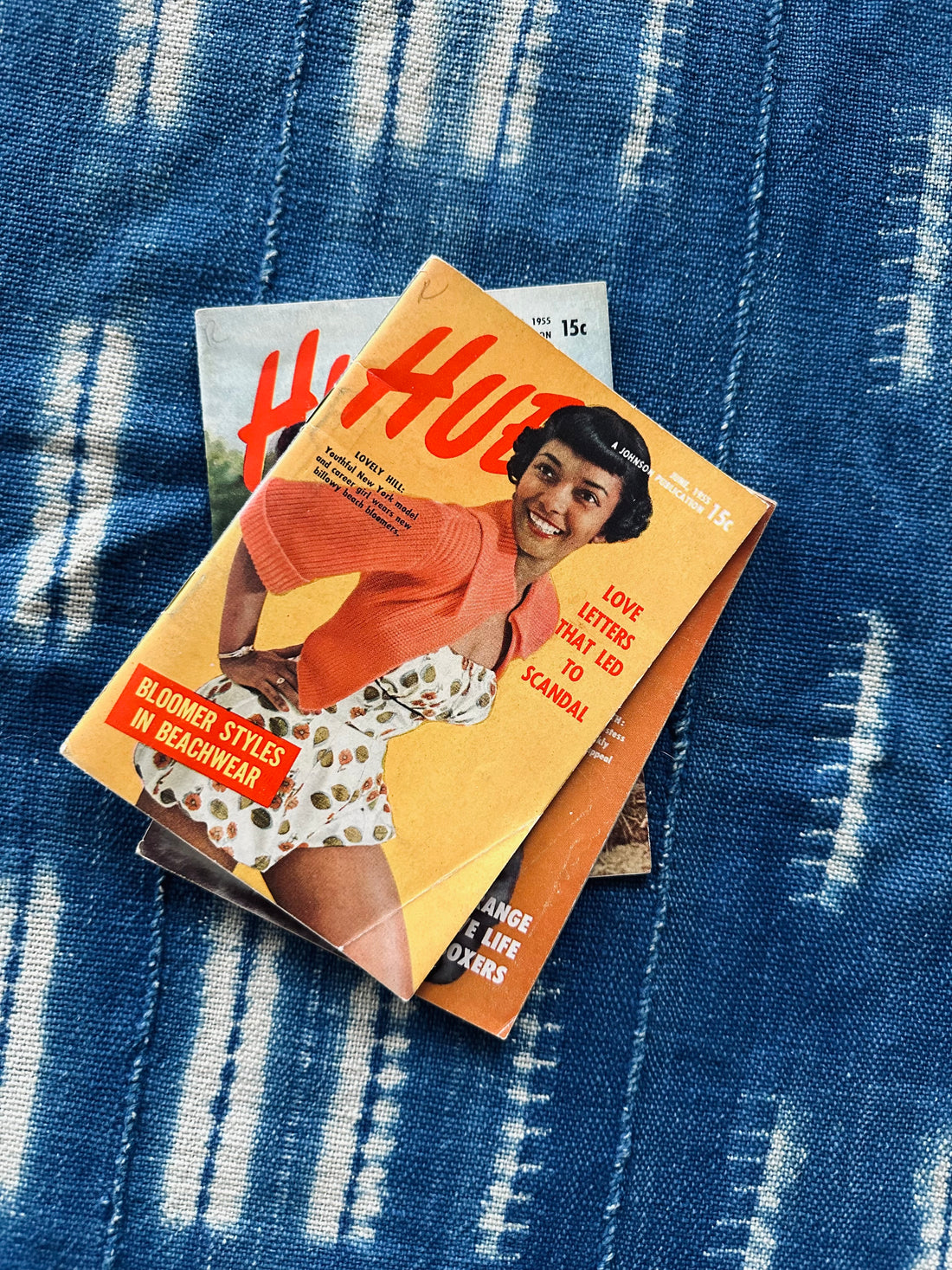 Vintage Hue Tabloid &amp; Magazine // Please Select