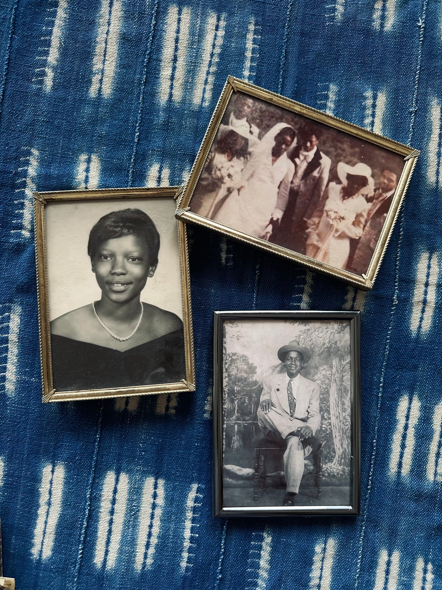 Vintage Framed Family Photos (Please Select)