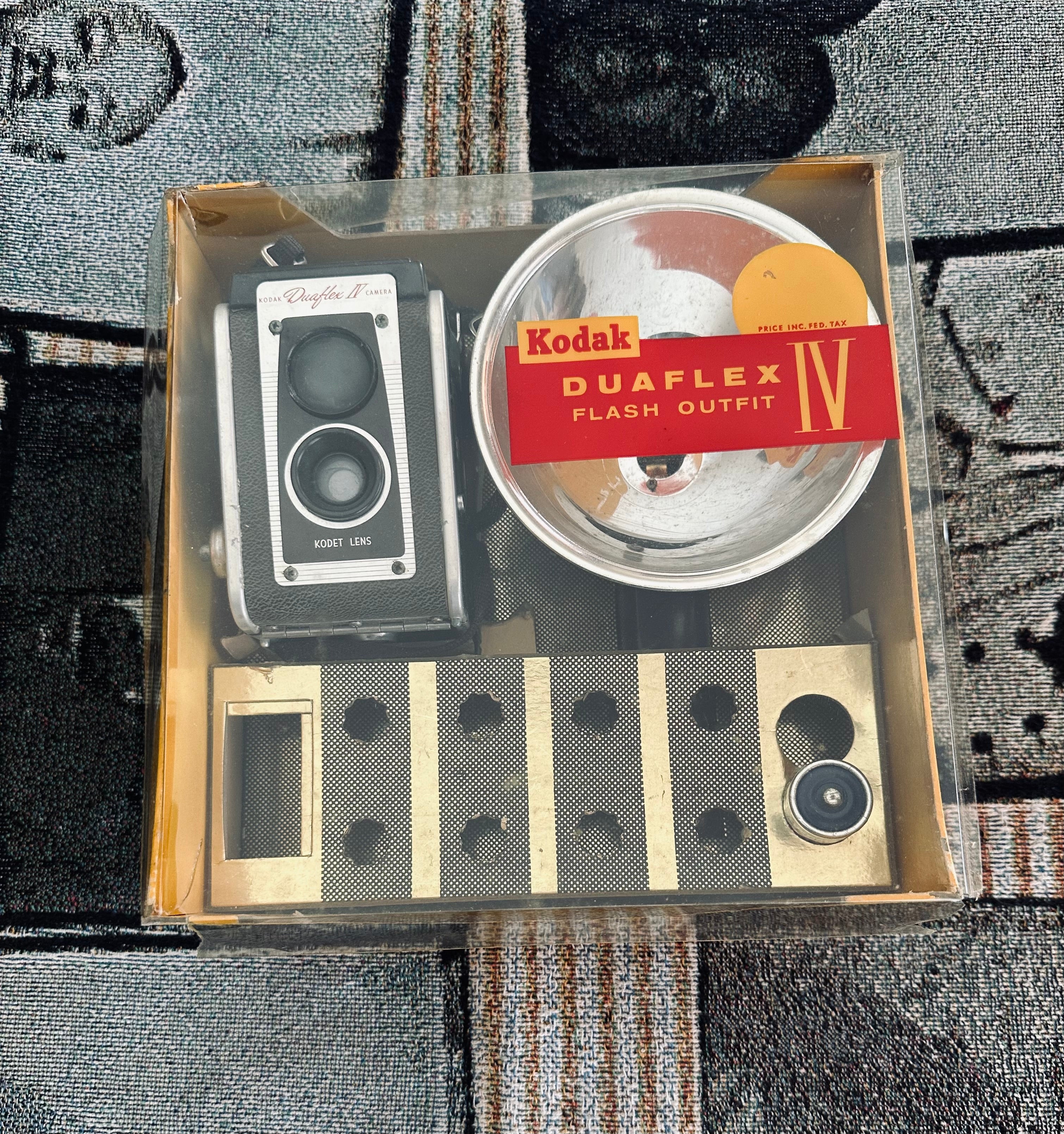 Vintage 1960’s Kodak Duaflex IV Camera (Untested)