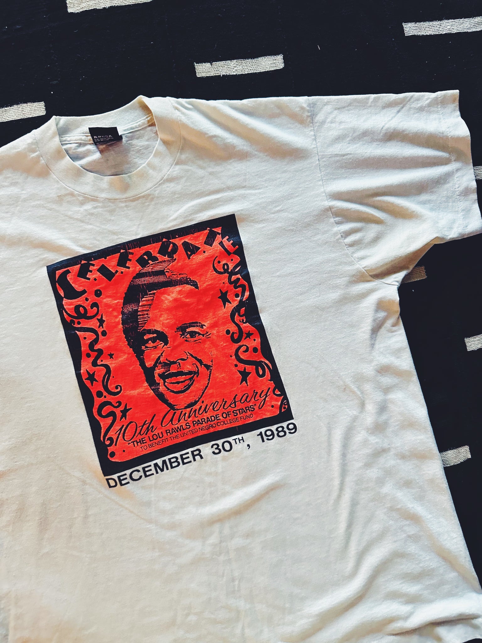 Vintage “Lou Rawls Parade of Stars” T-Shirt (1989)