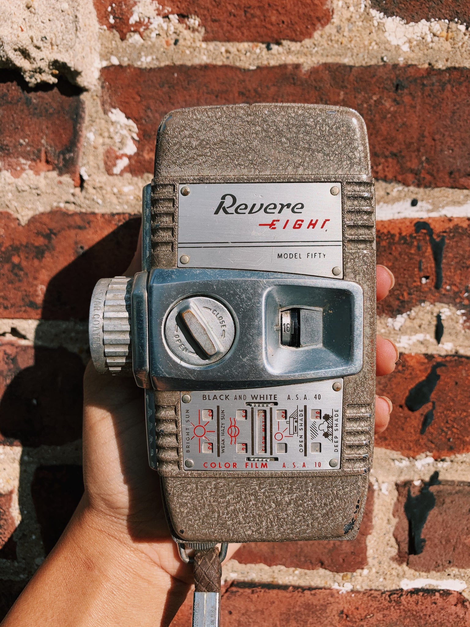 Vintage 1950’s Revere Model Fifty 8mm Movie Camera