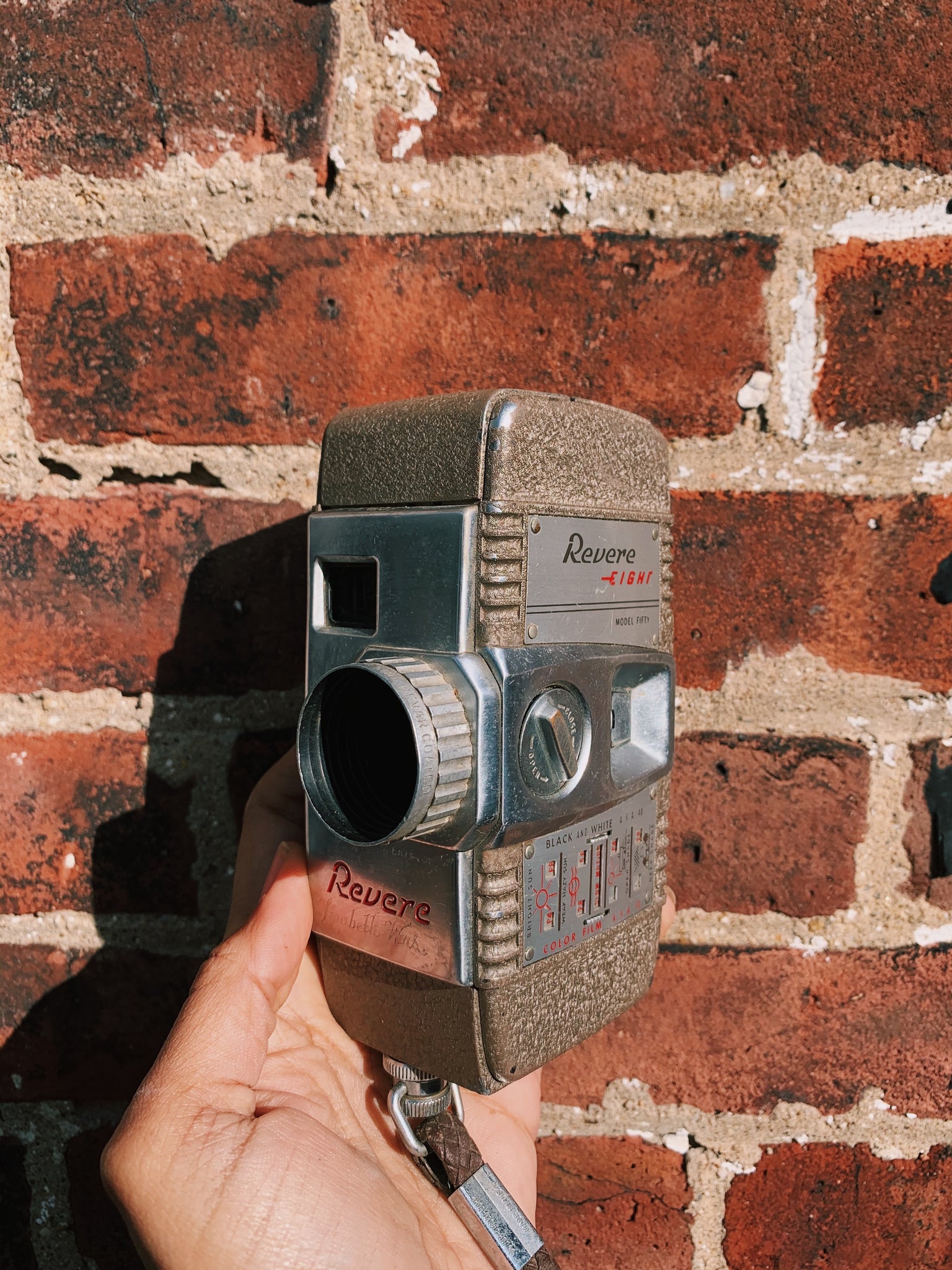 Vintage 1950’s Revere Model Fifty 8mm Movie Camera